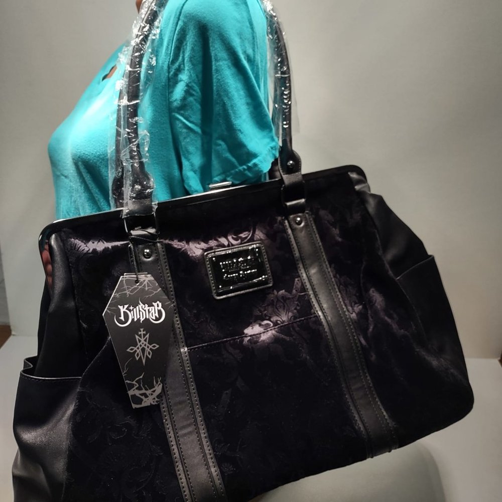 MAJESTY DAY BAG NWT